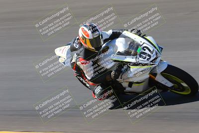 media/Oct-09-2022-SoCal Trackdays (Sun) [[95640aeeb6]]/Bowl (1015am)/